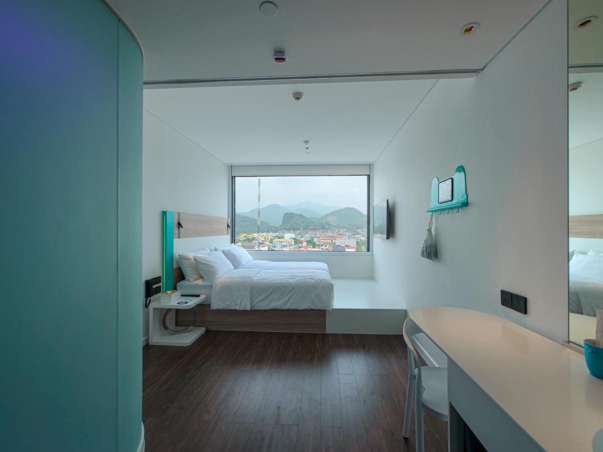 Sojo Hotel Hòa Bình Esterno foto